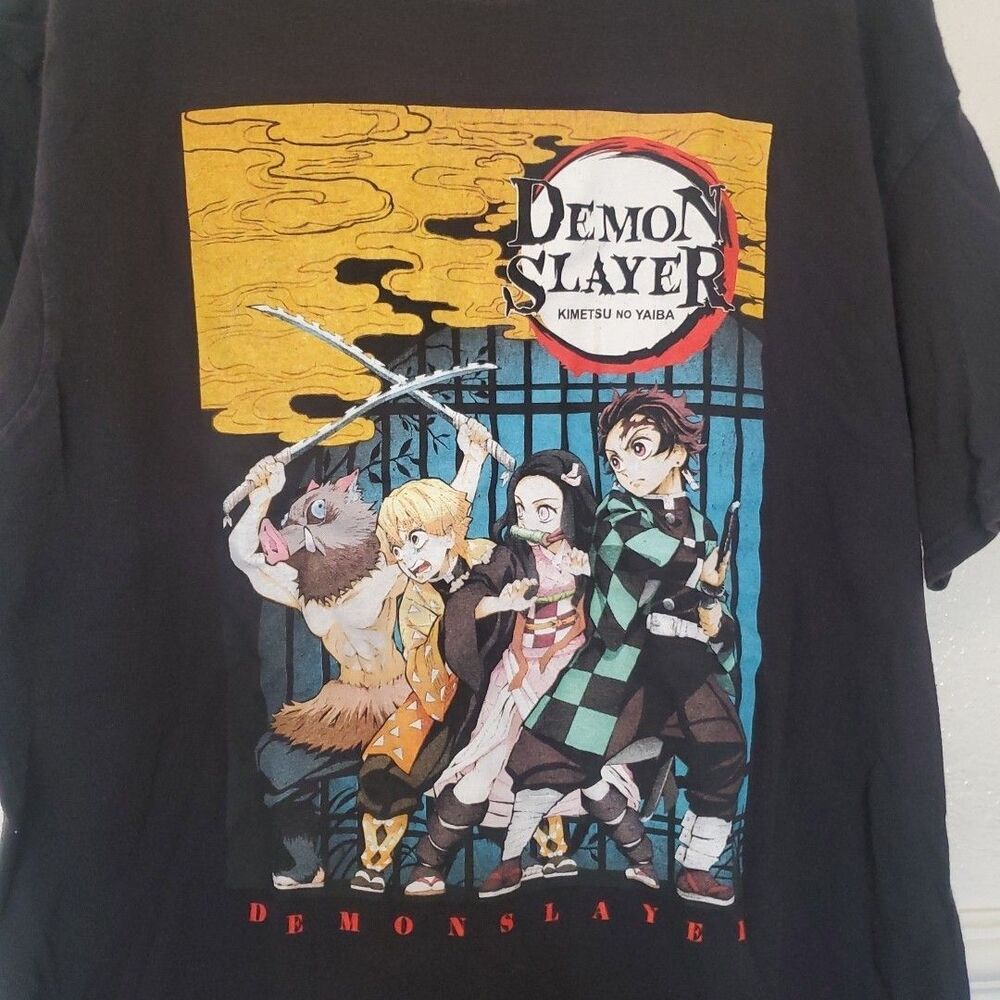 Anime T-shirt‎ Demon Slayer Anime Japanese Shirt Manga Anime Shirt Size L Black